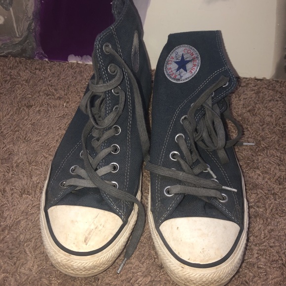 blue converse - Picture 2 of 3